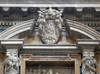 Clemens VIII., Grabmal S. Maria Maggiore, Detail Wappen
