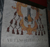 Gaetano Fantuzzi Grabmal in S. Pietro in Vincoli, Wappen