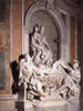 Gregor XIII., Grabmal S. Pietro in Vaticano, Seitenansicht