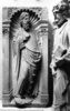 Nikolaus V., Grabmal S. Pietro in Vaticano, Nischenfiguren Matthäus und Jakobus Minor