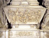 Leo XI., Grabmal S. Pietro in Vaticano, Sarkophag
