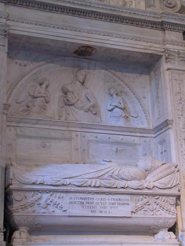 Antoniotto Pallavicini, Grabmal S. Maria del Popolo, Sarkophag