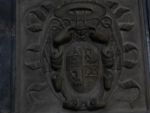 Alessandro Crivelli, Grabmal S. Maria in Aracoeli, Wappen