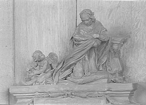 André-Hercule de Fleury, Grabmal Saint-Louis du Louvre, Kardinalsfigur