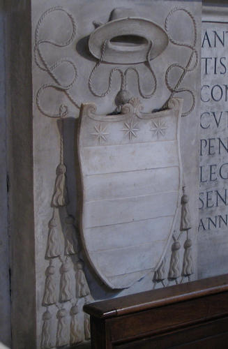 Antonio Giacopo Venier, Grabmal S. Clemente, Wappen