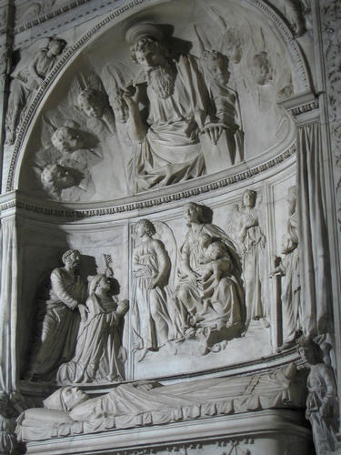 Bartolomeo Roverella, Grabmal S. Clemente, Bogennische mit Figuren