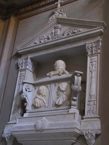 Calixtus III., Grabmal S. Maria in Monserrato, Gesamtansicht