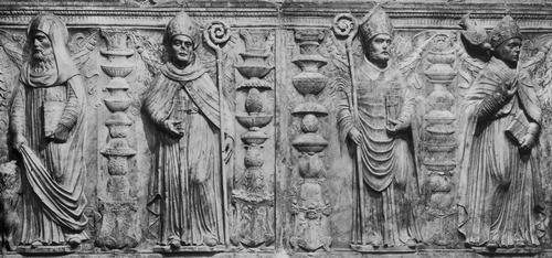 Calixtus III., ursprüngliches Grabmal S. Maria della Febbre, Relief Kirchenväter