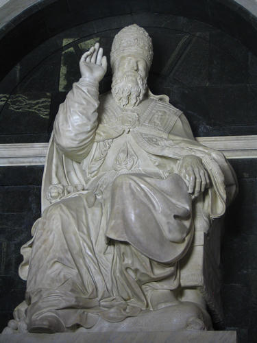 Clemens VII., Grabmal S. Maria sopra Minerva, Ehrenstatue