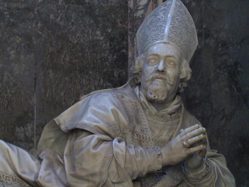 Gianfrancesco Guidi di Bagno, Grabmal S. Alessio, Kardinalsstatue Detail