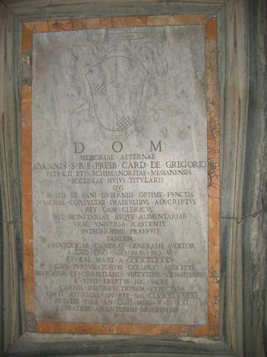 Giovanni di Gregorio, Grabmal SS. Trinità dei Monti, Inschrift Bodenplatte