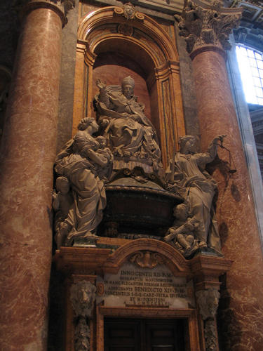Innozenz XII., Grabmal S. Pietro in Vaticano, Gesamtansicht
