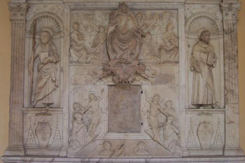 Jacopo Ammanati Piccolomini, Grabmal S. Agostino, figürliche Darstellungen