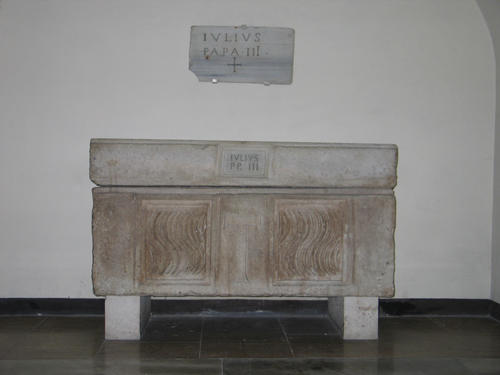 Papst Julius III., Grabmal S. Pietro in Vaticano, Gesamtansicht
