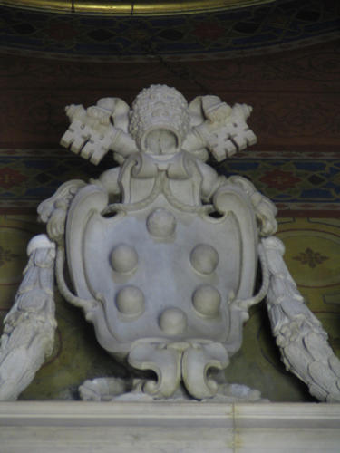 Leo X., Grabmal S. Maria sopra Minerva, Wappen