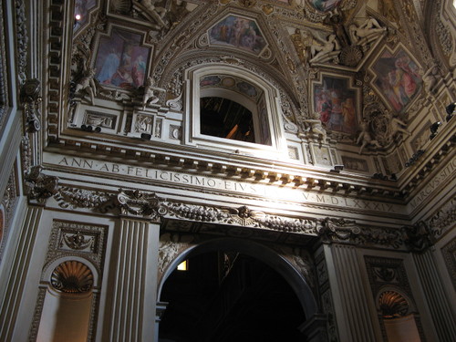 Marco Sittico Altemps, Grabmal in S. Maria in Trastevere, Eingangswand innen