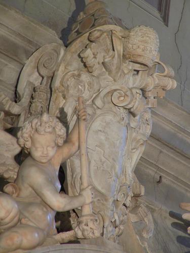 Michele Bonelli, Grabmal S. Maria sopra Minerva, Wappen