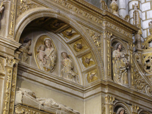 Pedro Gonzalez de Mendoza, Grabmal Santa Maria, Lünette