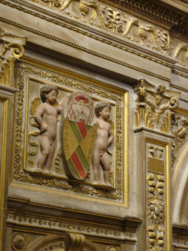 Pedro Gonzalez de Mendoza, Grabmal Santa Maria, Wappen