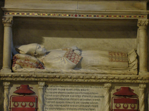 Pietro Stephaneschi, Grabmal S. Maria in Trastevere, Liegefigur
